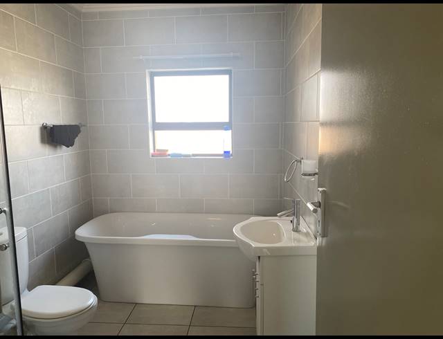 2 BEDROOM APARTMENT TO LET IN EVELEIGH
